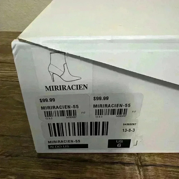 Aldo Sock Boots Light Pink Satin Stiletto Heels Pointed Toe Boot - Picture 4 of 4